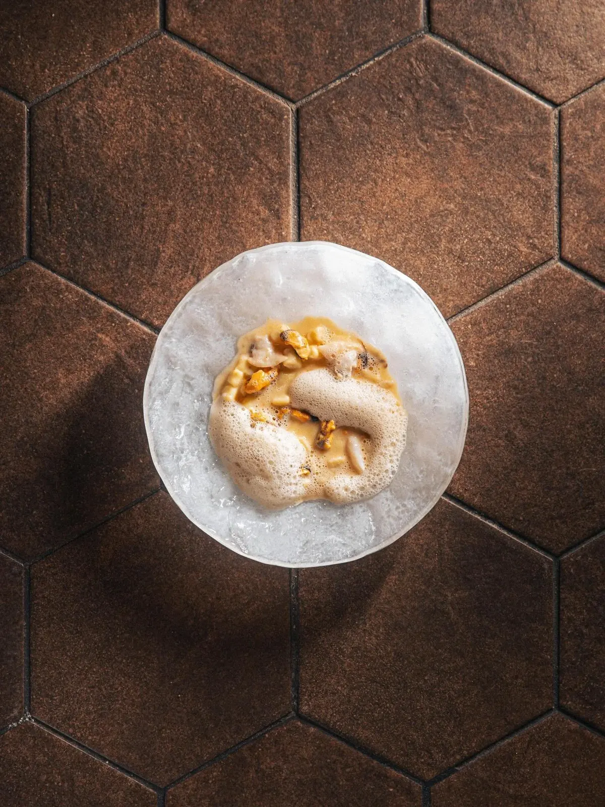 Au Bor&eacute;al, il y a un plat qui nous suit depuis le d&eacute;but de tous nos changements. Chaque jour, il &eacute;volue, se transforme. Ce plat l&agrave; n&rsquo;est pas une signature, mais plut&ocirc;t le fruit d&rsquo;une recherche constante. 